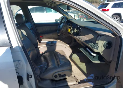 2000 Buick Park Avenue Ultra from USA, damaged, VIN 1G4CU5414Y4277140